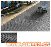 供應粗條紋橡膠板